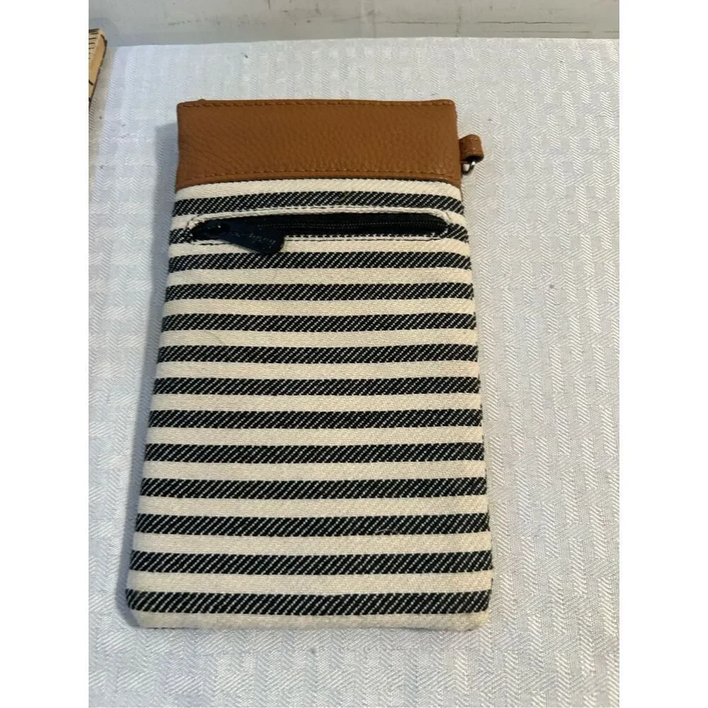 Baggallini Phone Pouch OS Black White Striped Canvas Tan Trim Women